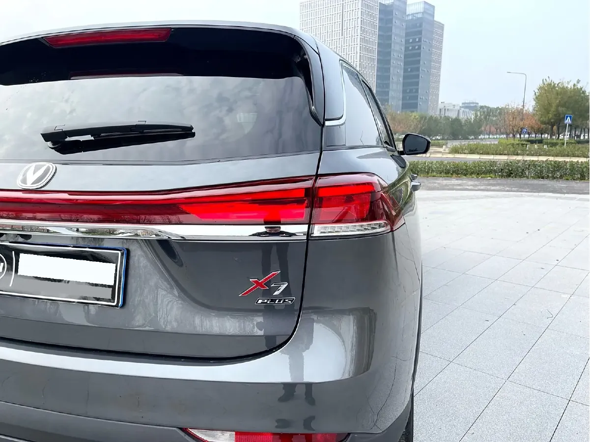 2024 ChangAn X7 PLUS 1.5T 188HP L4 7DCT,autocango,china used car exporter,china ev exporter,chinese used car exporter,chinese used ev exporter