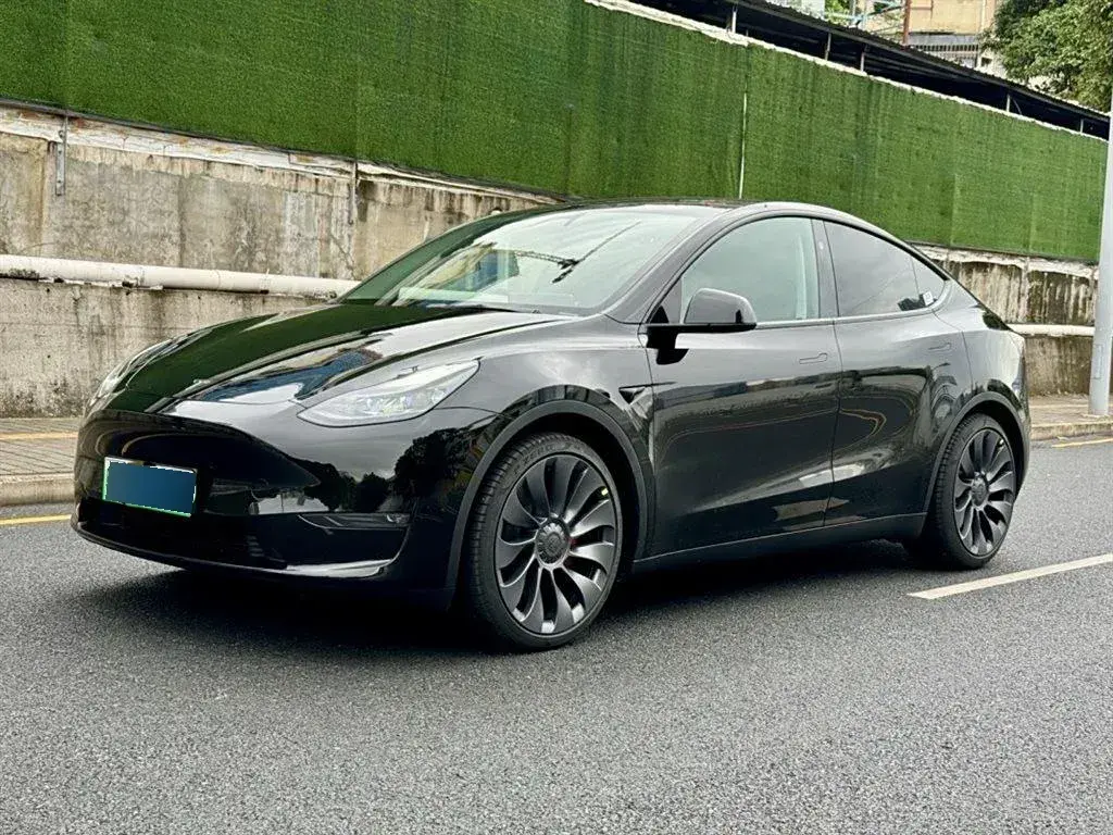 2024 Tesla Model Y BEV 78.4KWH
