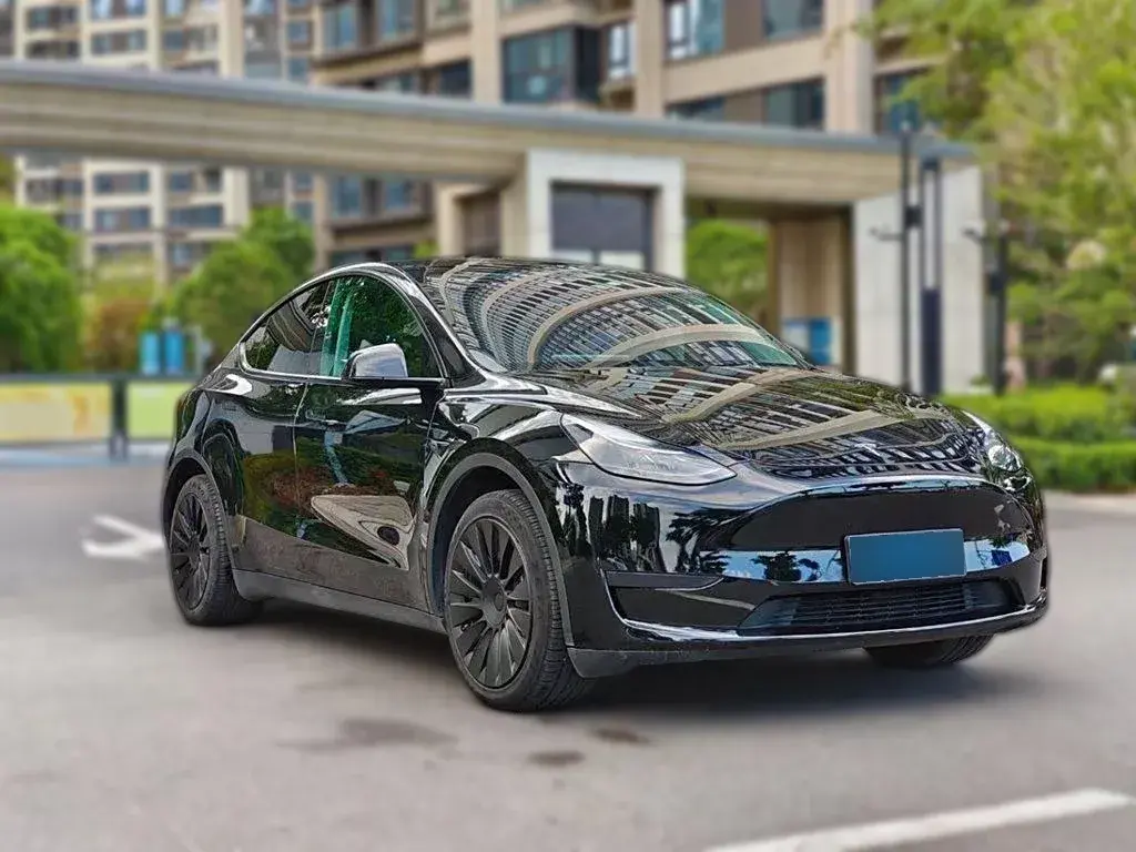 2022 Tesla Model Y BEV 60KWH