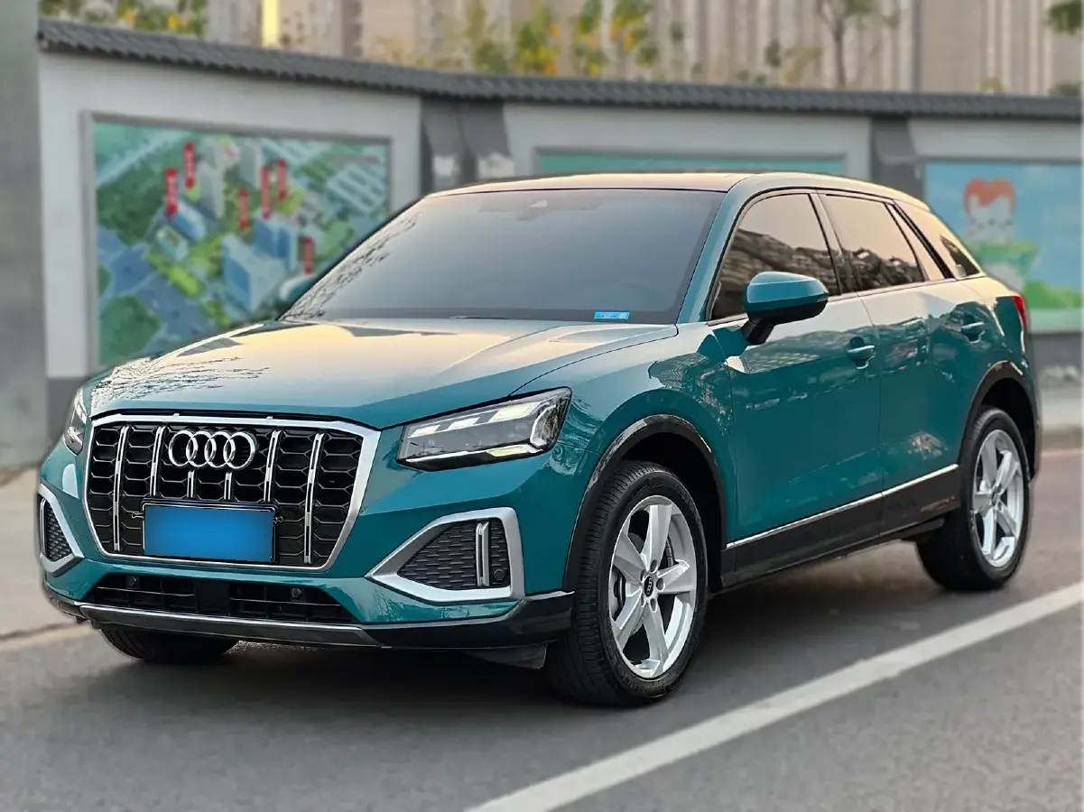2022 Audi Q2L 1.4T 150HP L4 7DCT