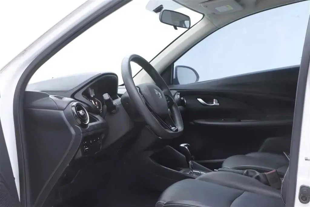 2019 ChangAn Alsvin 1.5L 107HP L4 5DCT,autocango,china used car exporter,china ev exporter,chinese used car exporter,chinese used ev exporter