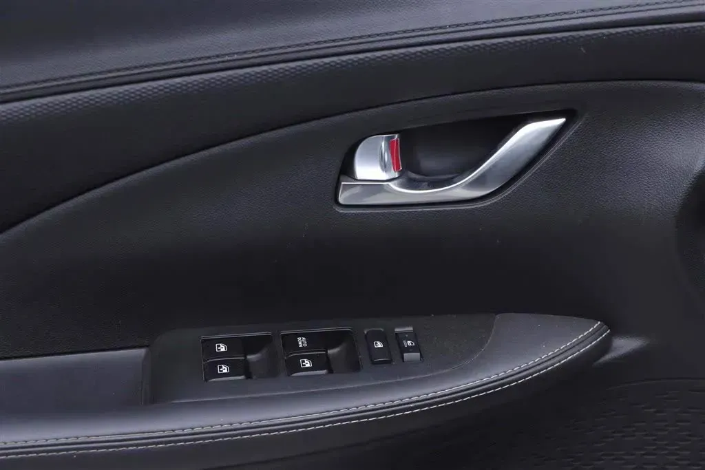 2019 ChangAn Alsvin 1.5L 107HP L4 5DCT,autocango,china used car exporter,china ev exporter,chinese used car exporter,chinese used ev exporter