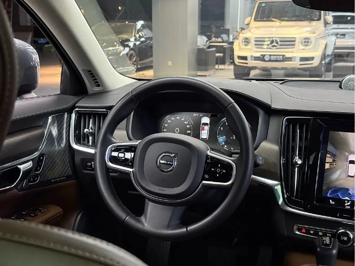 2020 Volvo V90 2.0T 254HP L4 8AT,autocango,china used car exporter,china ev exporter,chinese used car exporter,chinese used ev exporter