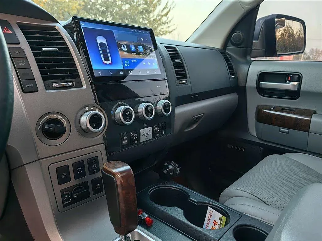 2010 Toyota Sequoia 5.7L 386HP V8 6AT,autocango,china used car exporter,china ev exporter,chinese used car exporter,chinese used ev exporter