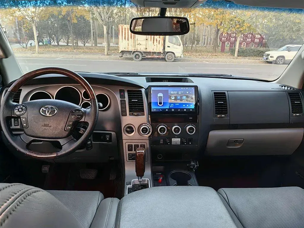 2010 Toyota Sequoia 5.7L 386HP V8 6AT,autocango,china used car exporter,china ev exporter,chinese used car exporter,chinese used ev exporter