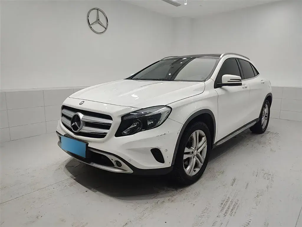2016 Mercedes-Benz GLA Class 1.6T 156HP L4 7DCT