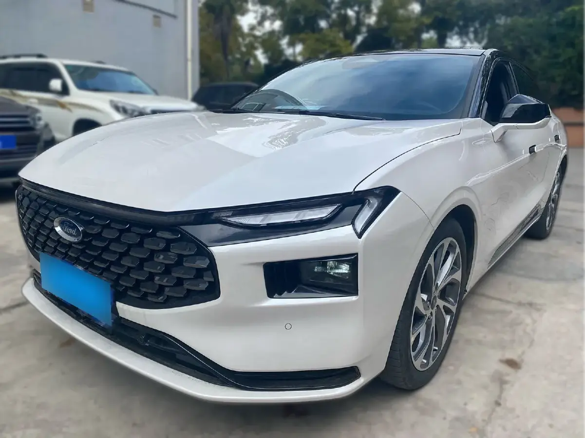 2023 Ford Mondeo 2.0T 254HP L4 8AT