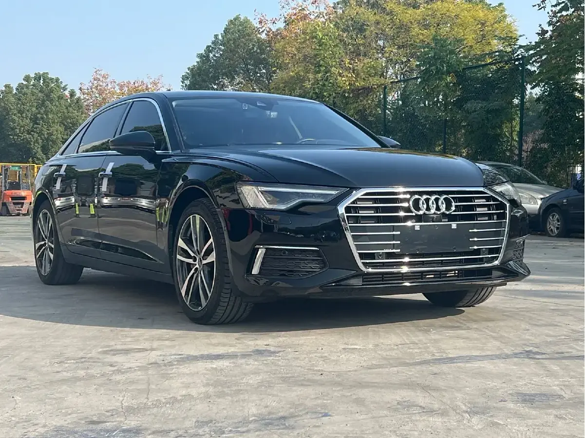 2022 Audi A6L 2.0T 224HP L4 7DCT