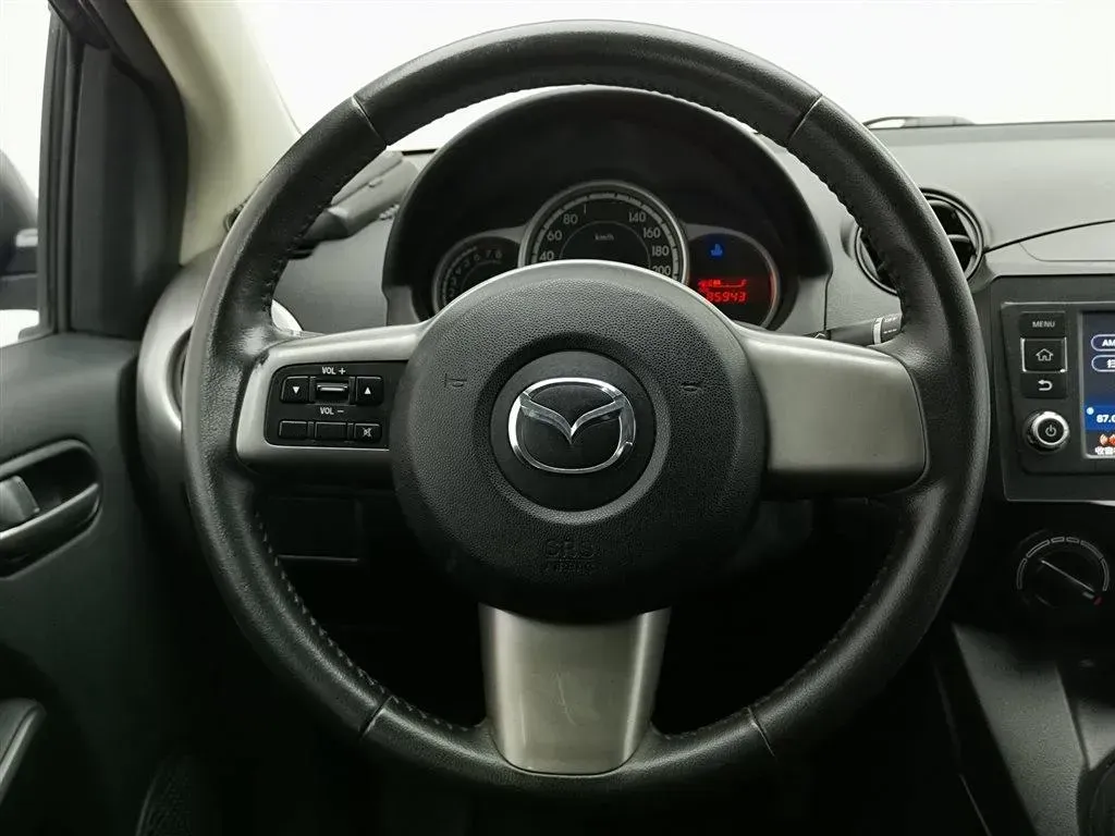 2011 Mazda 2 1.5L 103HP L4 5MT,autocango,china used car exporter,china ev exporter,chinese used car exporter,chinese used ev exporter