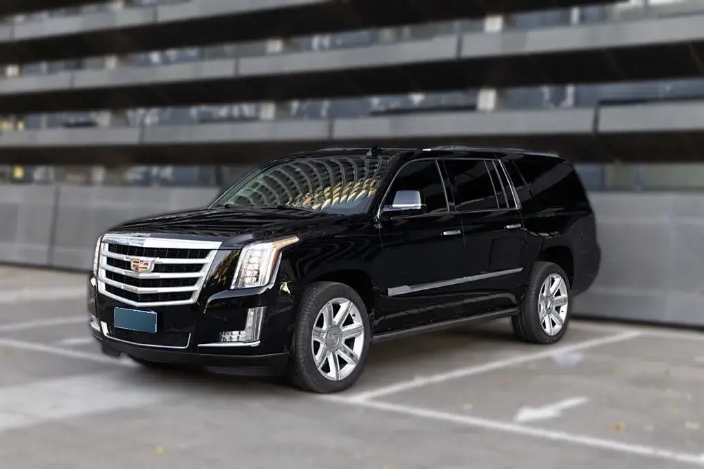 2017 Cadillac ESCALADE 6.2L 426HP V8 8AT