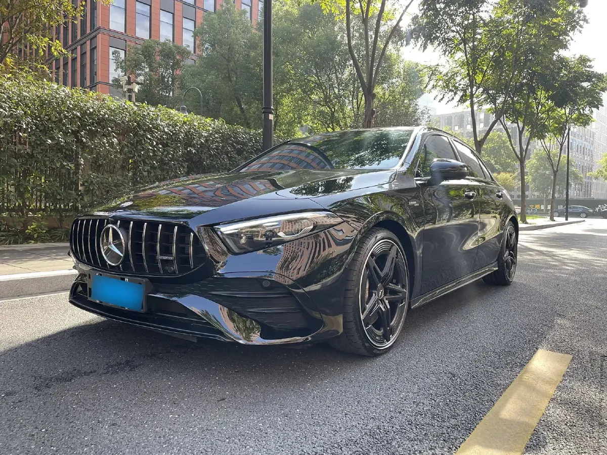 2024 Mercedes-Benz A AMG 2.0T 306HP L4 8DCT