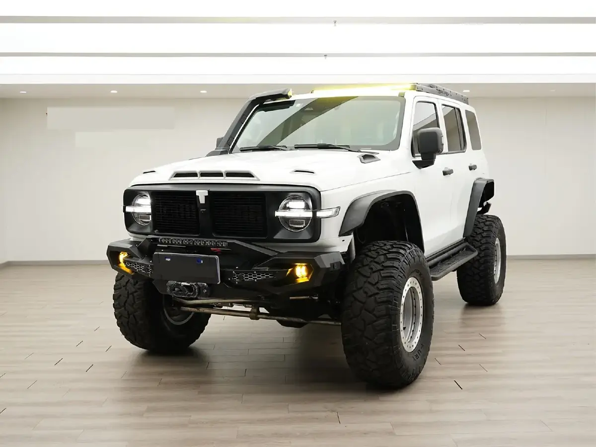 2023 Tank 300 2.0T 227HP L4 8AT