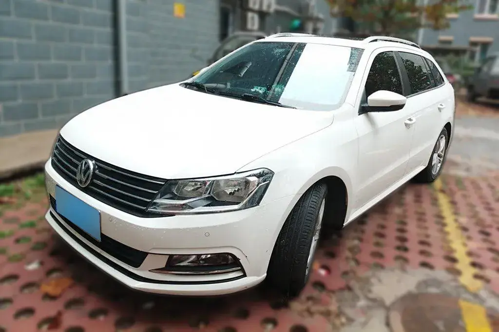 2017 Volkswagen Gran Lavida 1.2T 110HP L4 7DCT