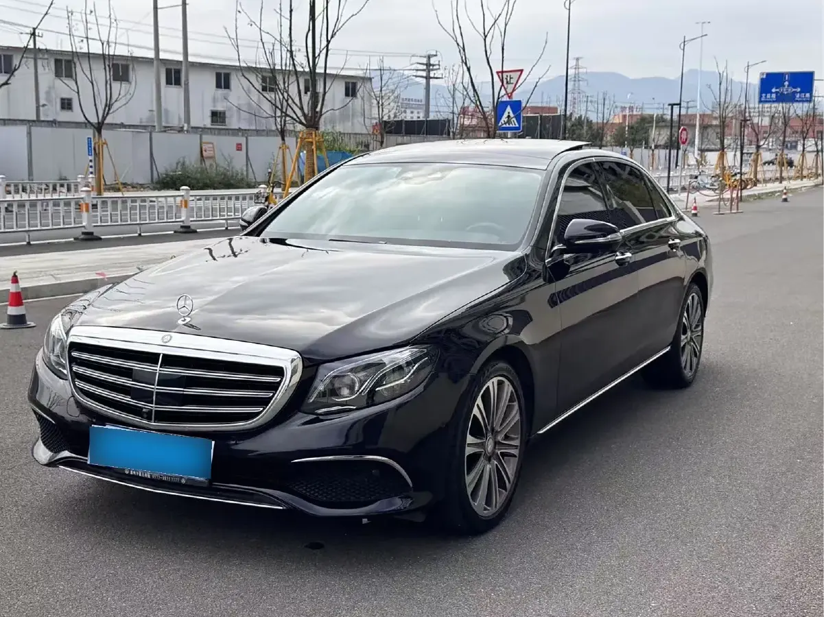 2017 Mercedes-Benz E Class 3.0T 272HP V6 9AT
