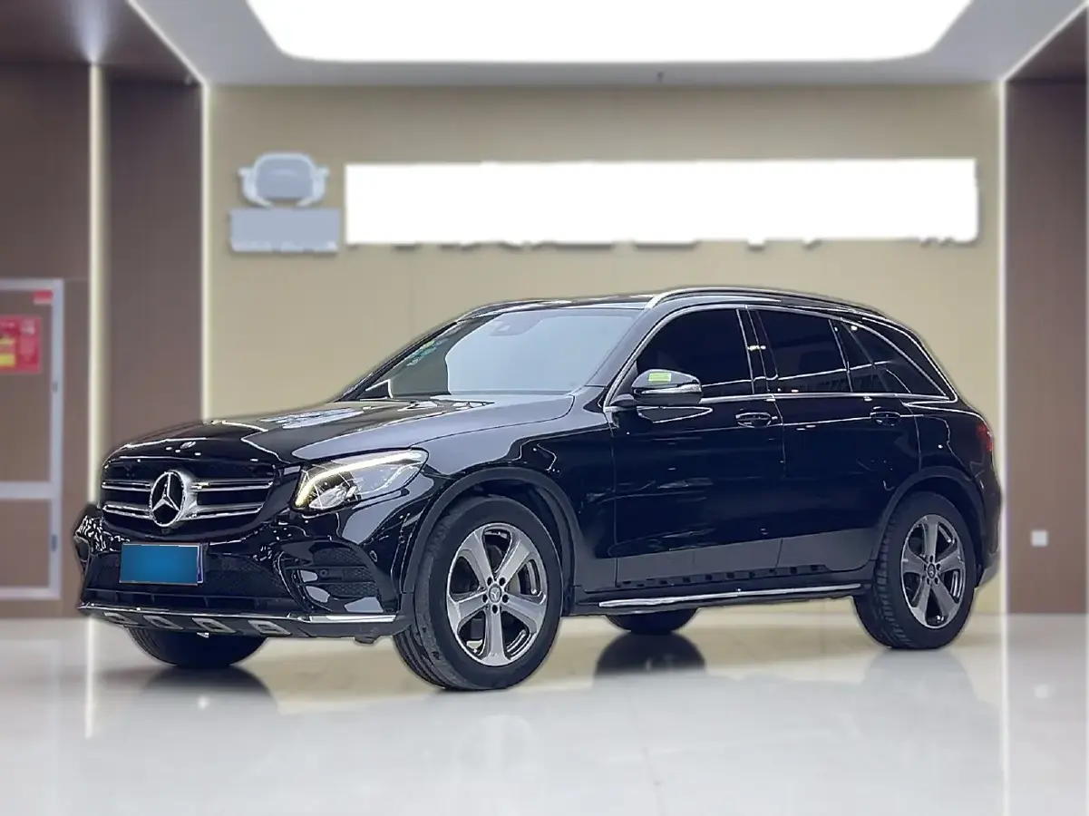 2017 Mercedes-Benz GLC Class 2.0T 211HP L4 9AT