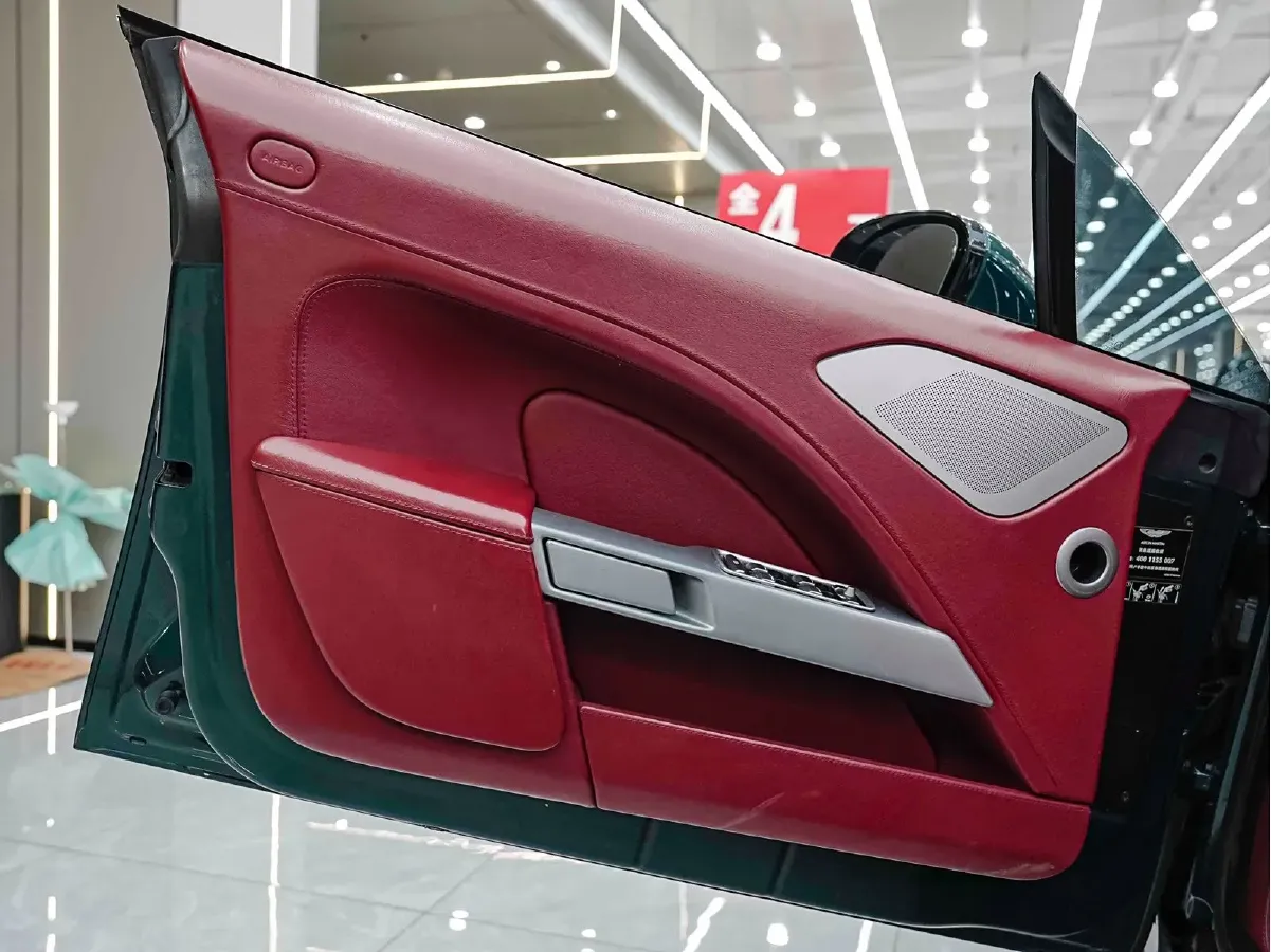 2010 Aston Martin Rapide 6.0L 477HP V12 6AT,autocango,china used car exporter,china ev exporter,chinese used car exporter,chinese used ev exporter