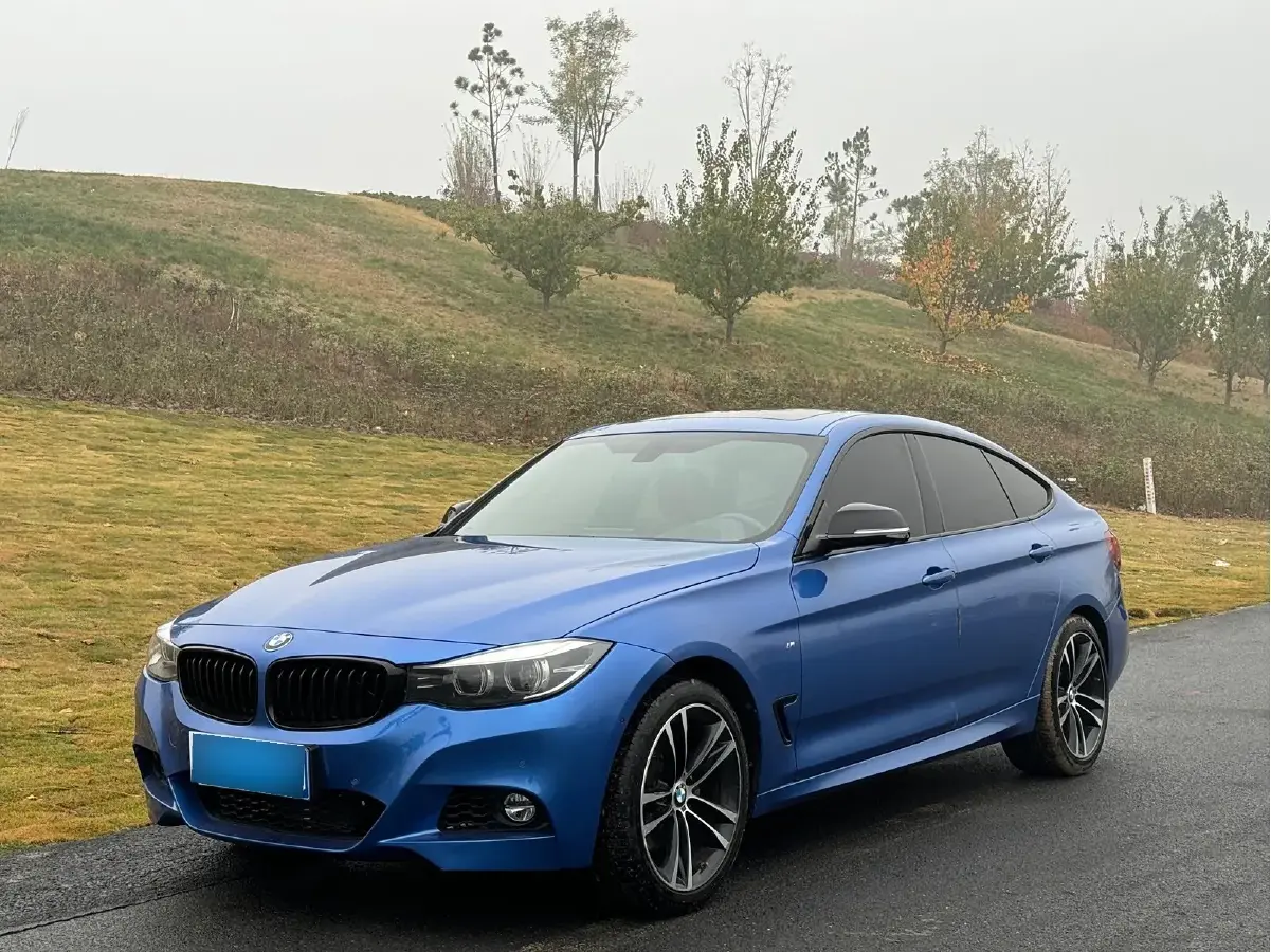 2019 BMW 3 Series GT 2.0T 252HP L4 8AT