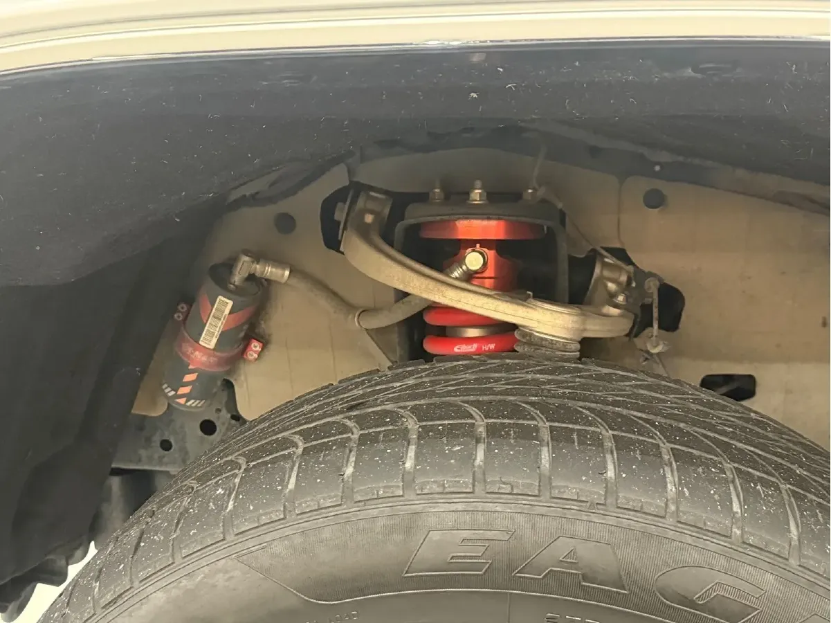 2021 Cyberspace 300 2.0T 227HP L4 8AT,autocango,china used car exporter,china ev exporter,chinese used car exporter,chinese used ev exporter