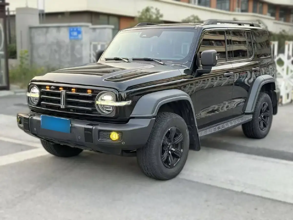 2021 Tank 300 2.0T 227HP L4 8AT