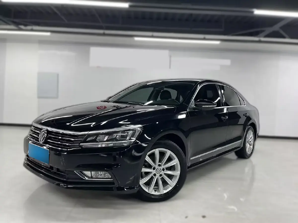 2017 Volkswagen Passat 1.8T 180HP L4 7DCT