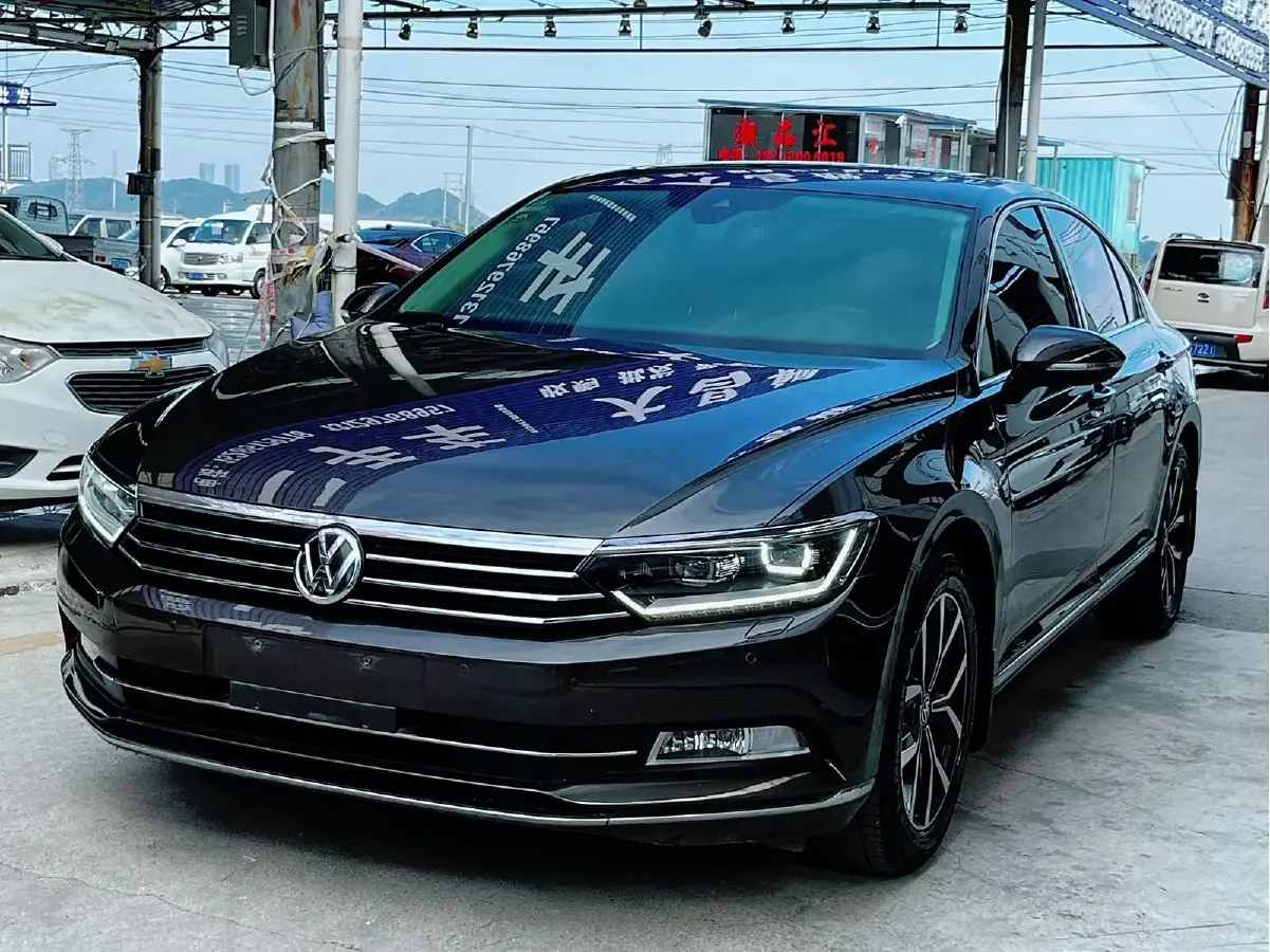 2017 Volkswagen Magotan 1.8T 180HP L4 7DCT