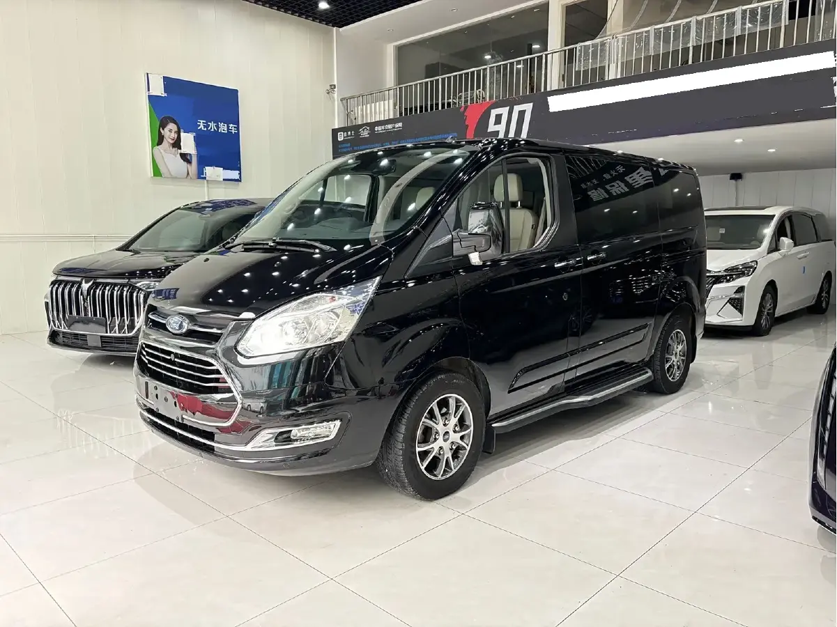 2020 Ford Tourneo 2.0T 203HP L4 6AT