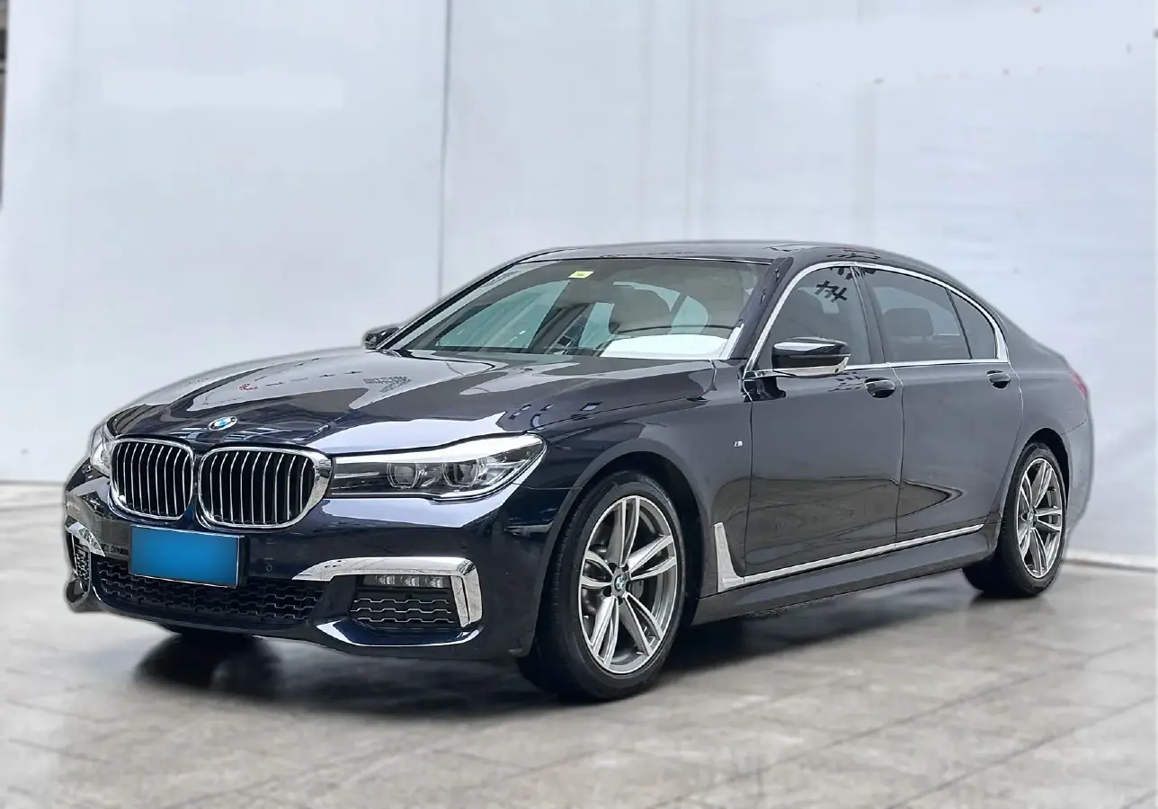 2018 BMW 7 Series 2.0T 258HP L4 8AT