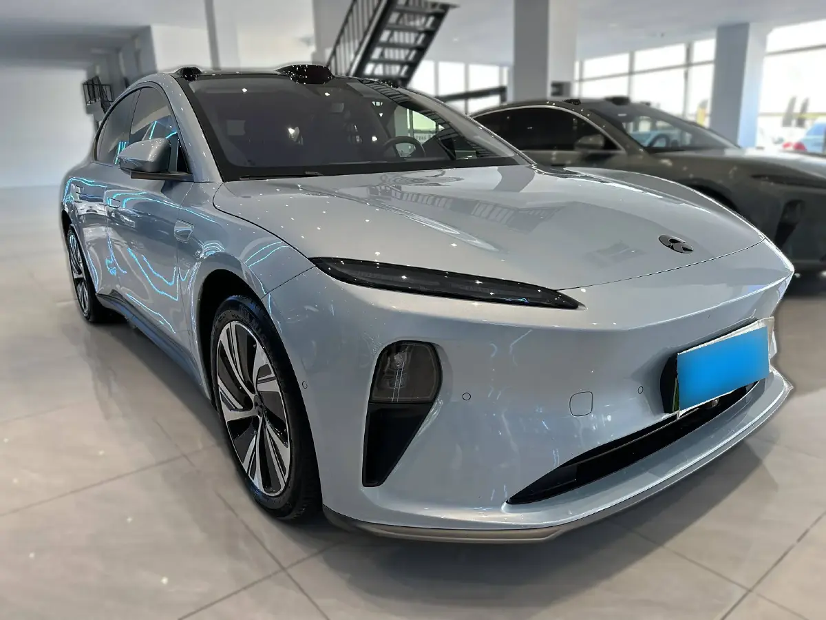 2022 NIO ET5 BEV 75KWH