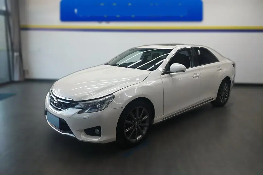 2013 Toyota Reiz 2.5L 193HP V6 6AT