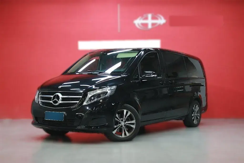2017 Mercedes-Benz V Class 2.0T 211HP L4 7AT