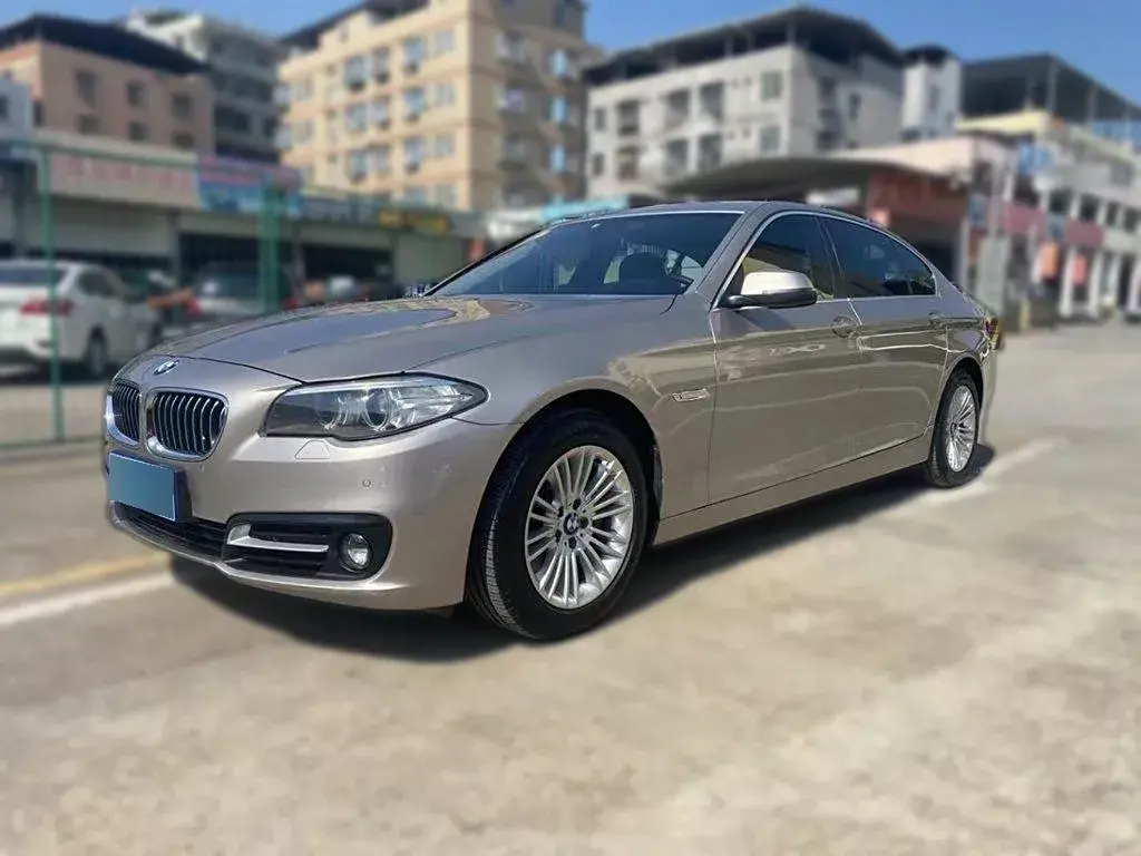 2014 BMW 5 Series 2.0T 218HP L4 8AT