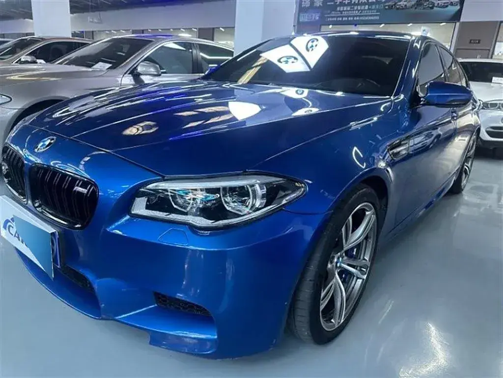 2014 BMW M5 4.4T 560HP V8 7DCT