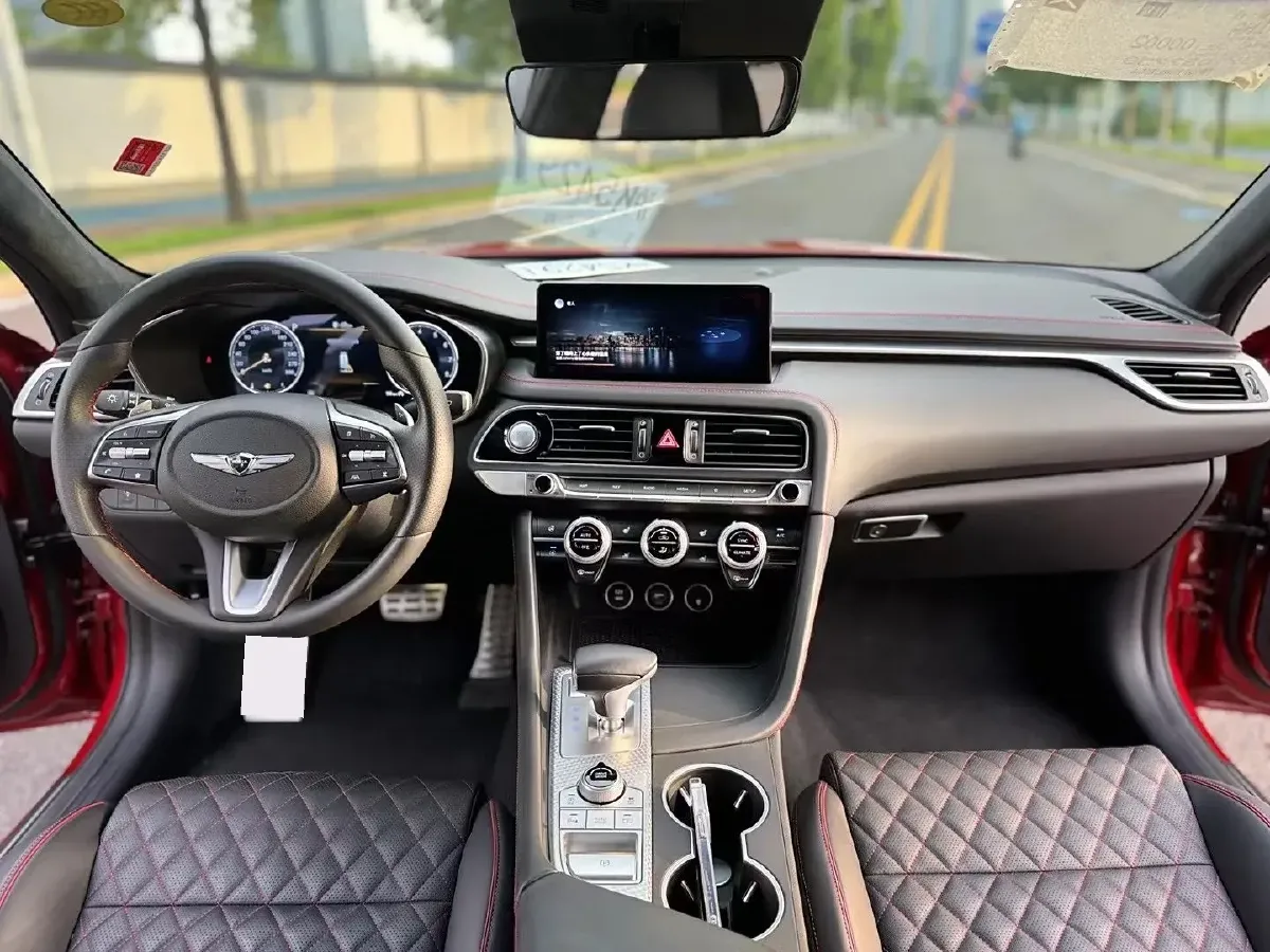 2023 Genesis G70 2.0T 245HP L4 8AT,autocango,china used car exporter,china ev exporter,chinese used car exporter,chinese used ev exporter