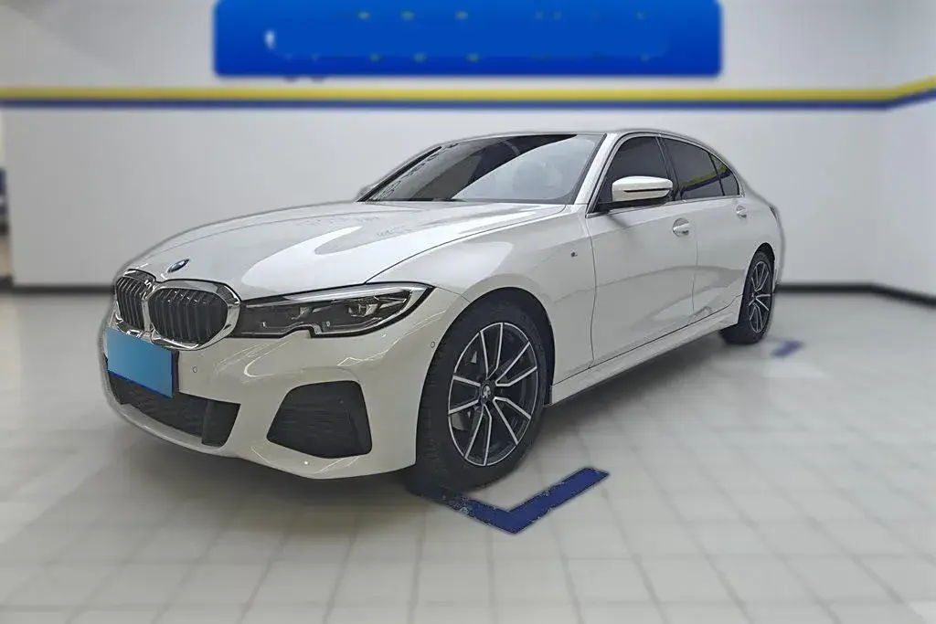 2020 BMW 3 Series 2.0T 184HP L4 8AT