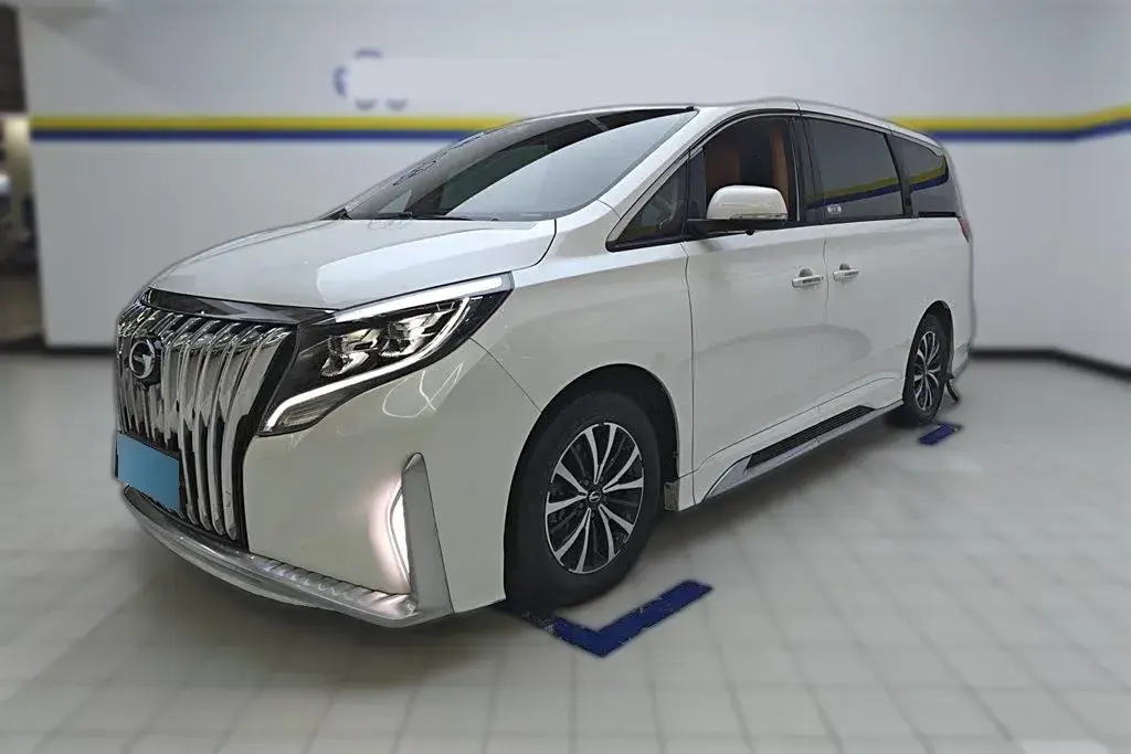 2021 GAC Trumpchi M8 2.0T 252HP L4 8AT