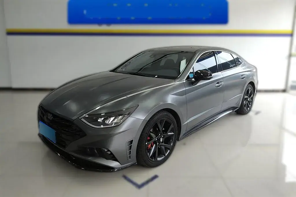 2022 Hyundai Sonata 2.0T 240HP L4 8AT