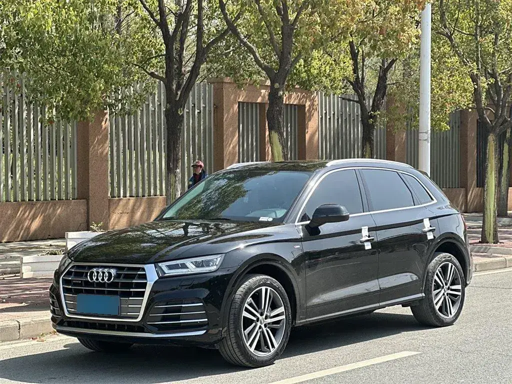 2020 Audi Q5L 2.0T 190HP L4 7DCT