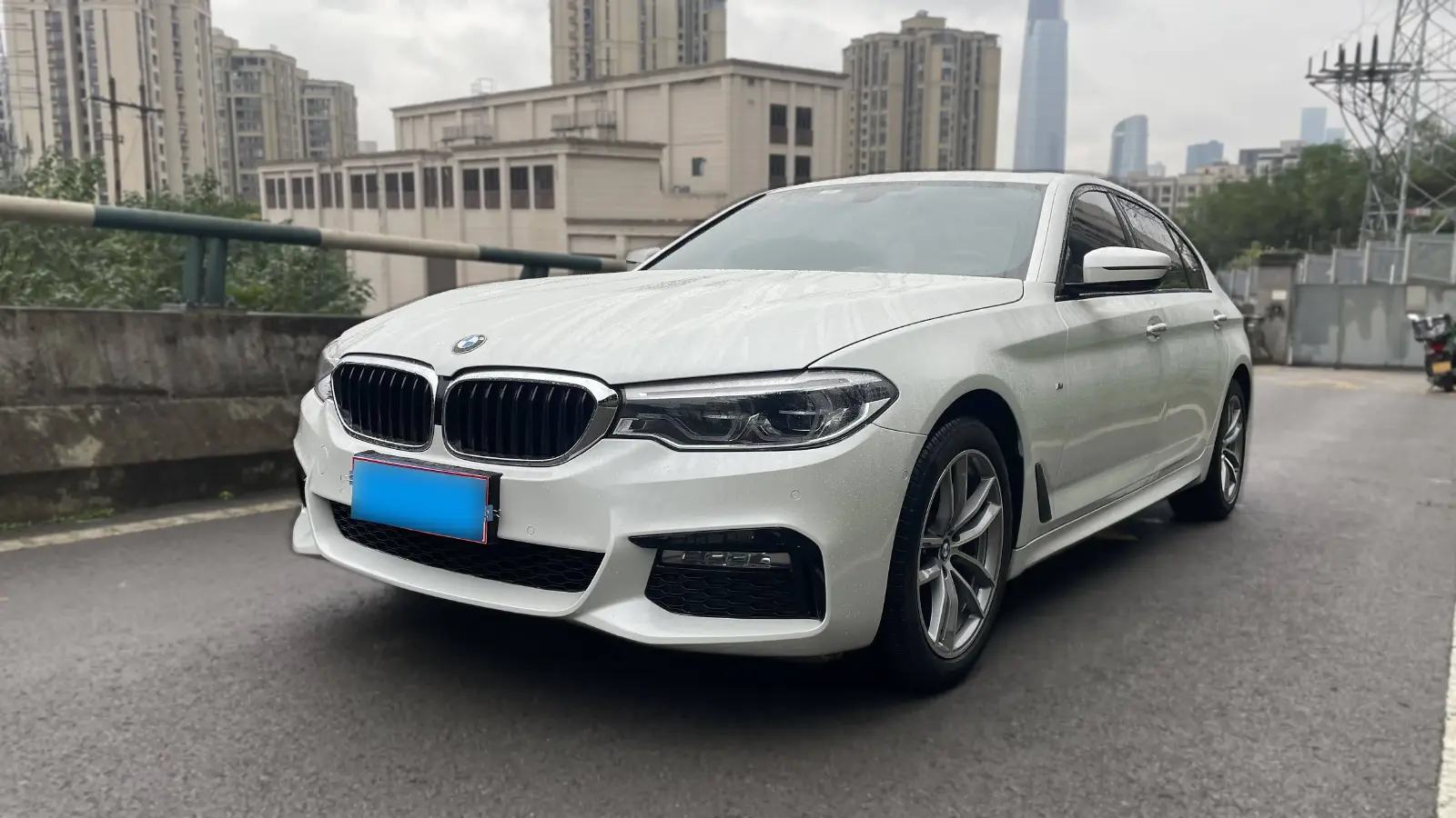 2018 BMW 5 Series 2.0T 184HP L4 8AT