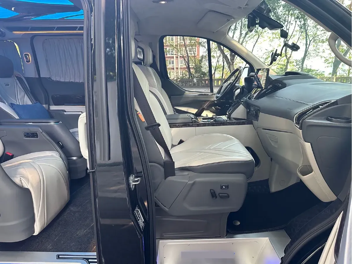 2022 JunTian HeiWuShi Youth 2.0T 203HP L4 6AT,autocango,china used car exporter,china ev exporter,chinese used car exporter,chinese used ev exporter