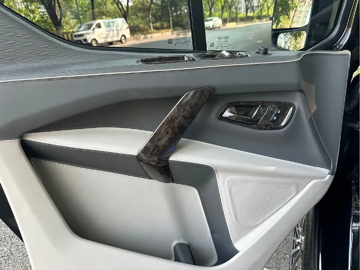 2022 JunTian HeiWuShi Youth 2.0T 203HP L4 6AT,autocango,china used car exporter,china ev exporter,chinese used car exporter,chinese used ev exporter