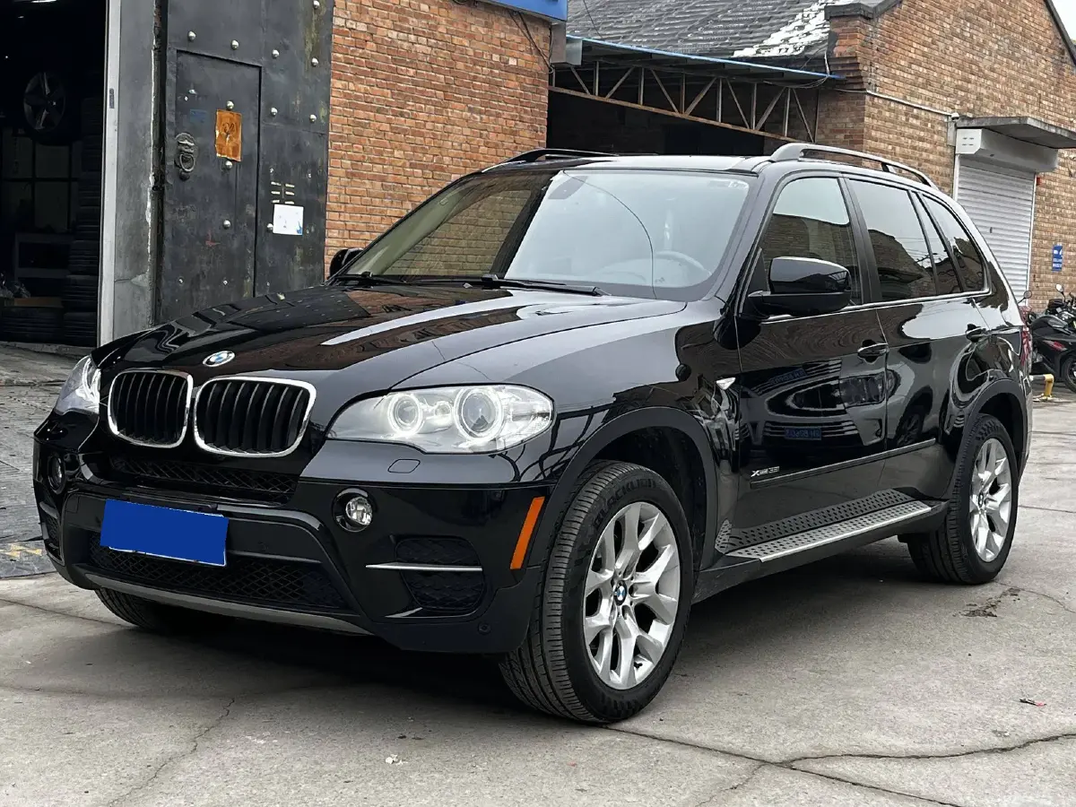 2011 BMW X5 3.0T 306HP L6 8AT
