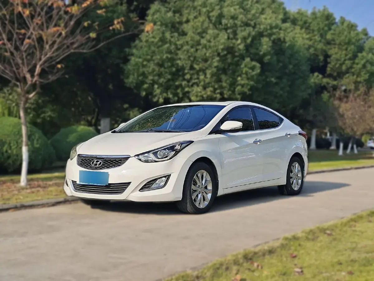 2016 Hyundai Elantra 1.6L 128HP L4 6AT