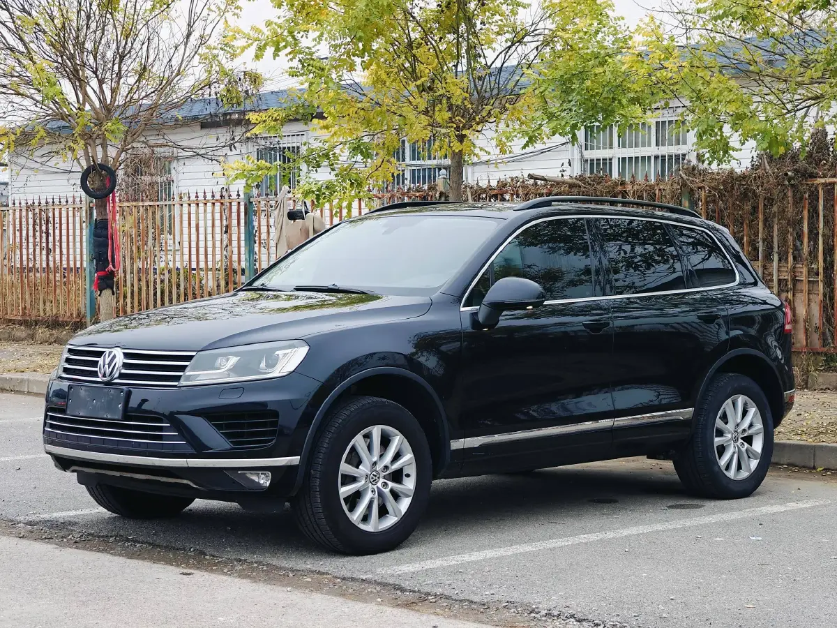 2017 Volkswagen Touareg 3.0T 320HP V6 8AT