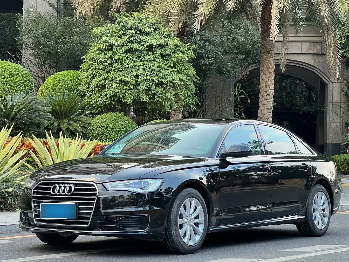 2017 Audi A6L 1.8T 190HP L4 7DCT