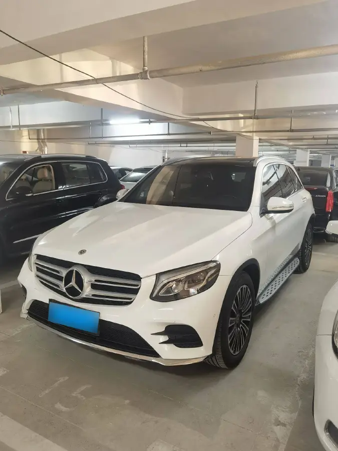 2018 Mercedes-Benz GLC Class 2.0T 211HP L4 9AT