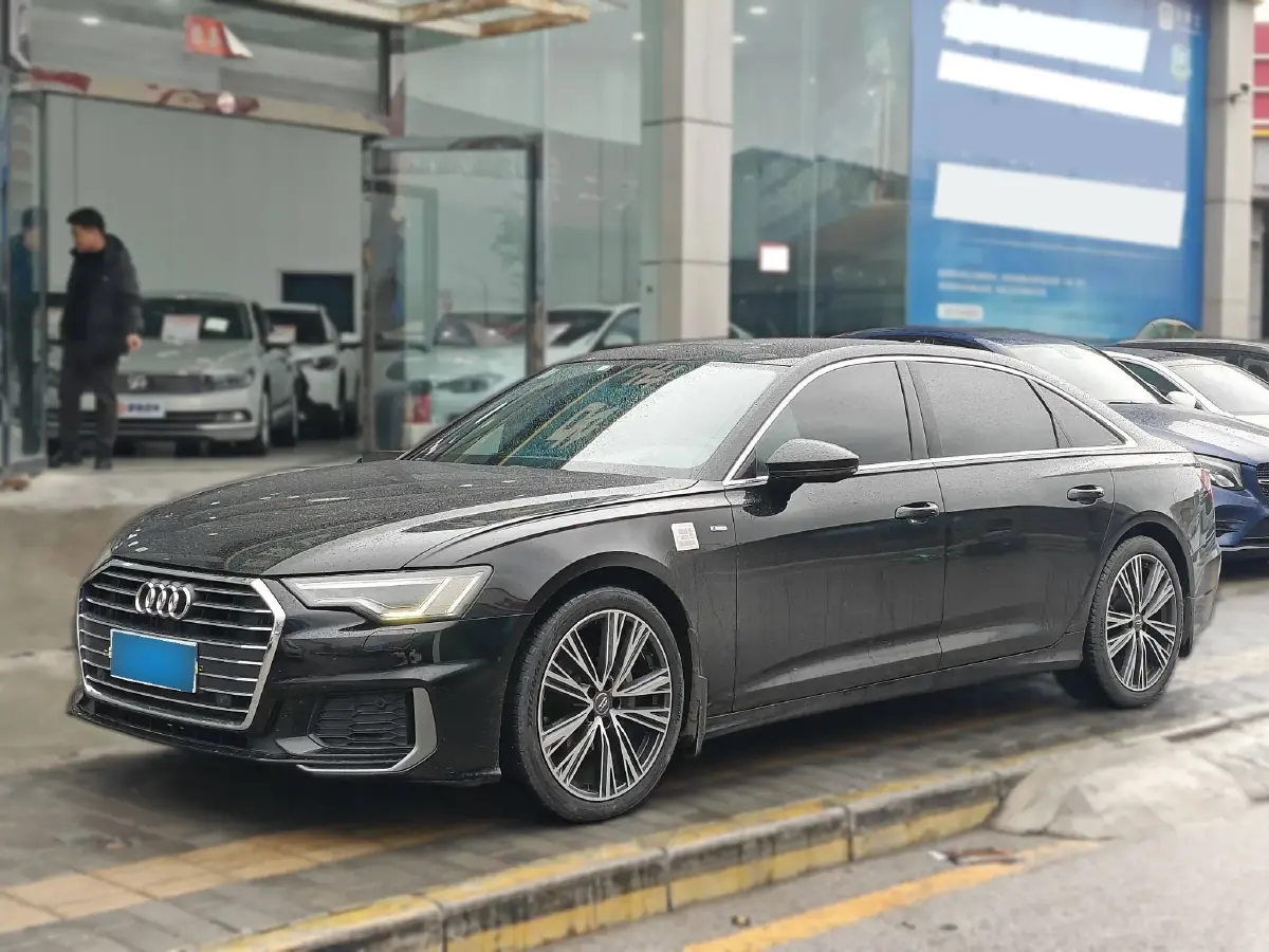 2019 Audi A6L 2.0T 190HP L4 7DCT