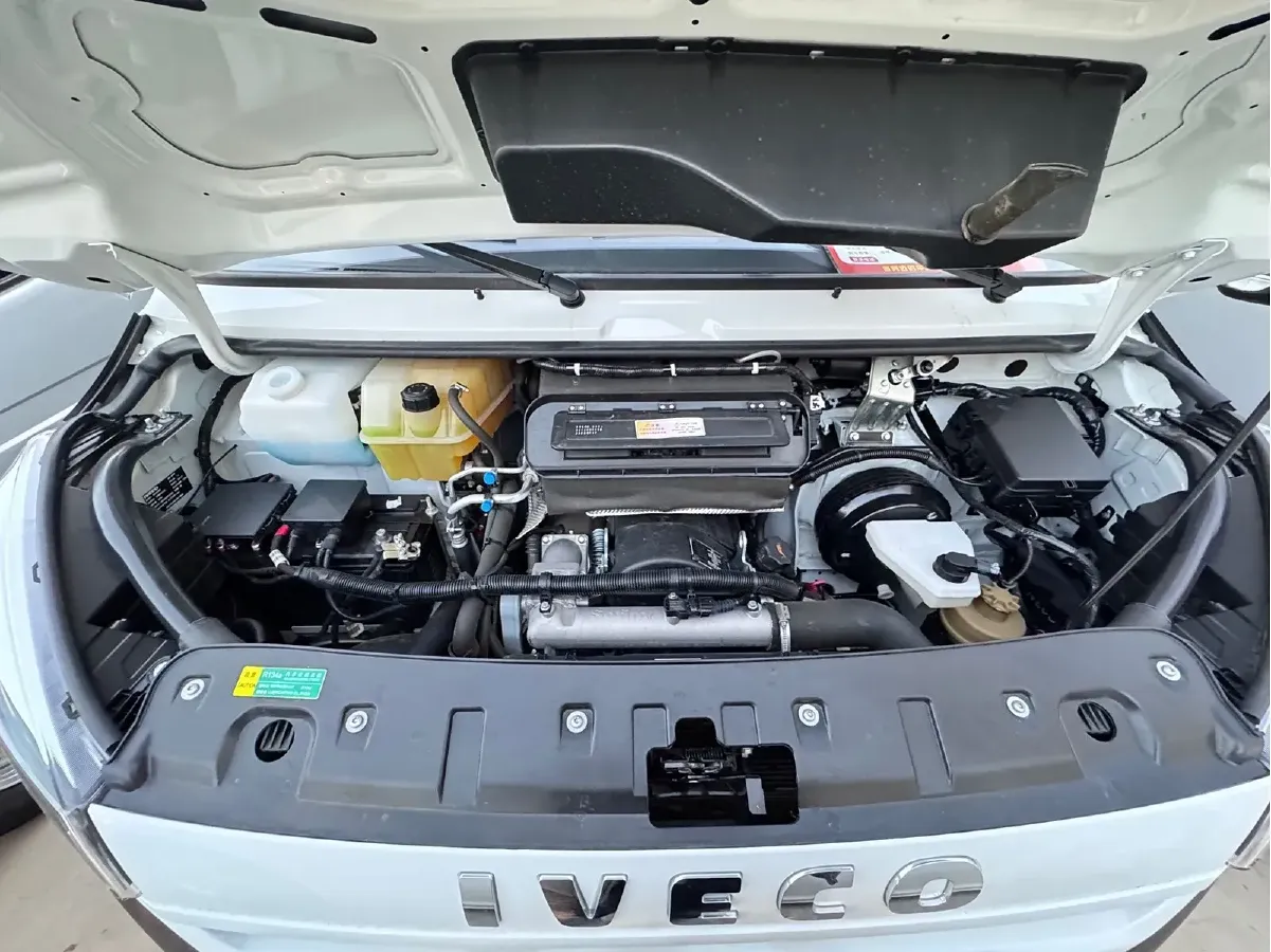 2023 Iveco DeYi 2.5T 122HP L4 5MT,autocango,china used car exporter,china ev exporter,chinese used car exporter,chinese used ev exporter