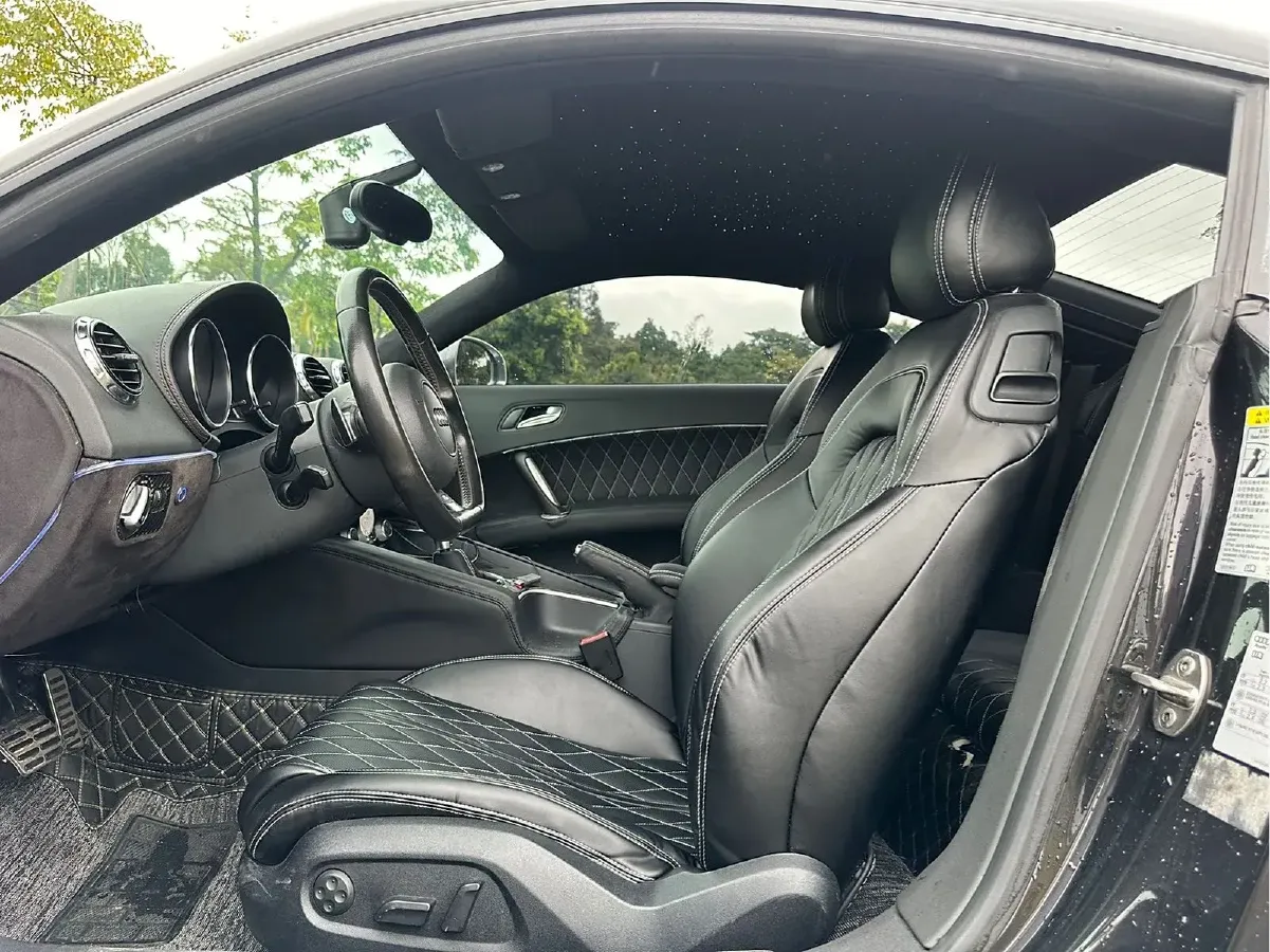 2011 Audi TTS 2.0T 272HP L4 6DCT,autocango,china used car exporter,china ev exporter,chinese used car exporter,chinese used ev exporter