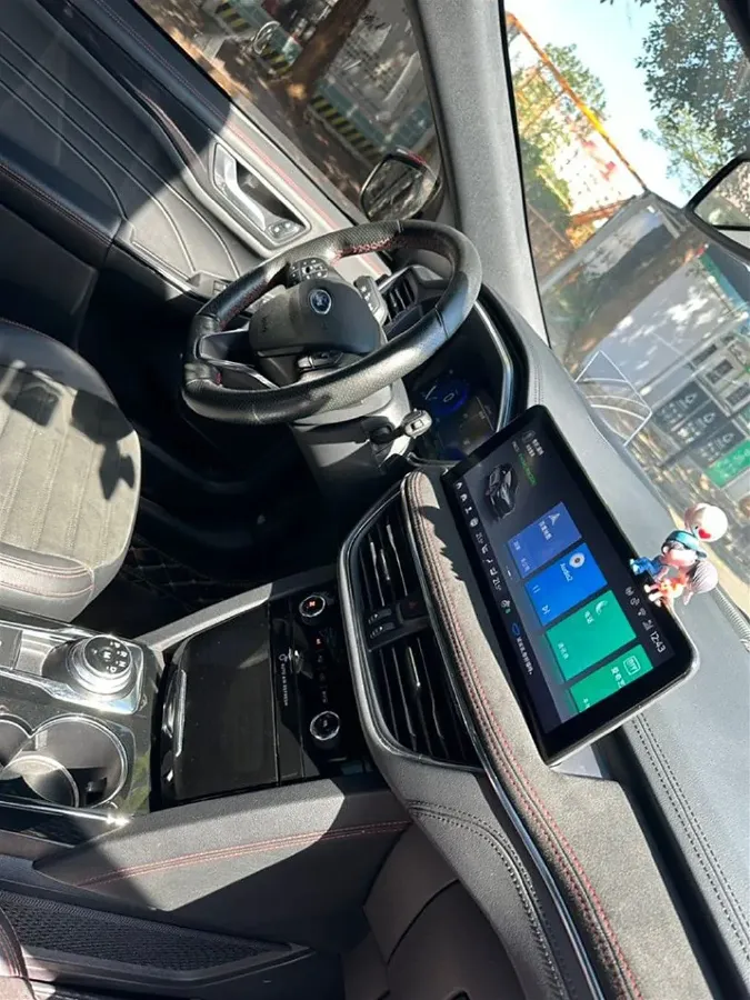 2020 Ford Escape 2.0T 248HP L4 8AT,autocango,china used car exporter,china ev exporter,chinese used car exporter,chinese used ev exporter