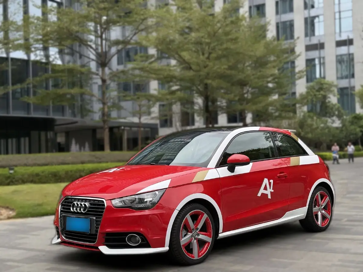 2013 Audi A1 1.4T 122HP L4 7DCT